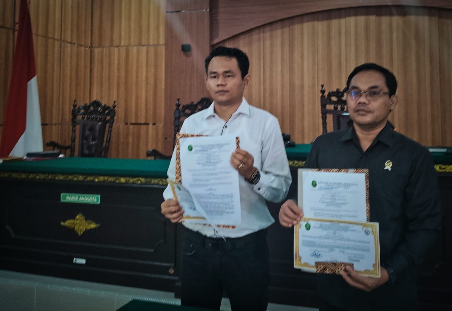penandatanganan Memorandum of Understanding (MoU) antara Pengadilan Negeri Lubuk Basung dengan Kantor Hukum ERIK SEPRIA ESA; advocates & Indonesian Legal Aid tentang Pemberi Layanan Hukum Bagi Masyarakat Tidak Mampu di Pengadilan